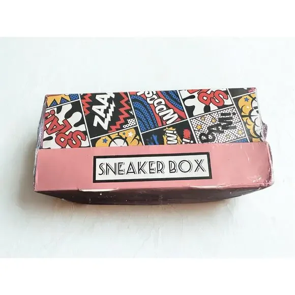 NIKE blindbox collection of all brand keychains BRAND NEW SEALED 12 PCS - Picture 3 of 5